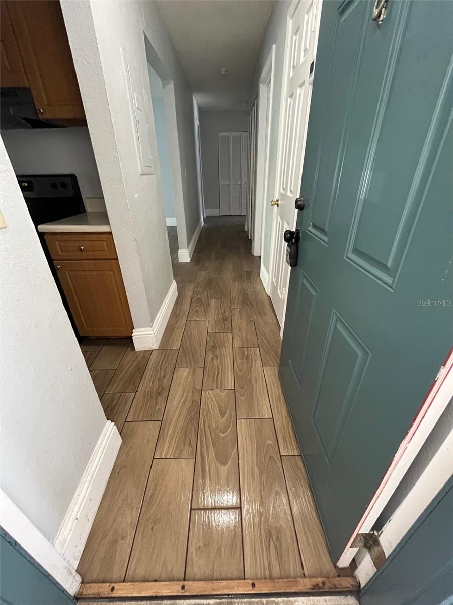 Image 4 of 45 For 4349 Semoran Boulevard 4