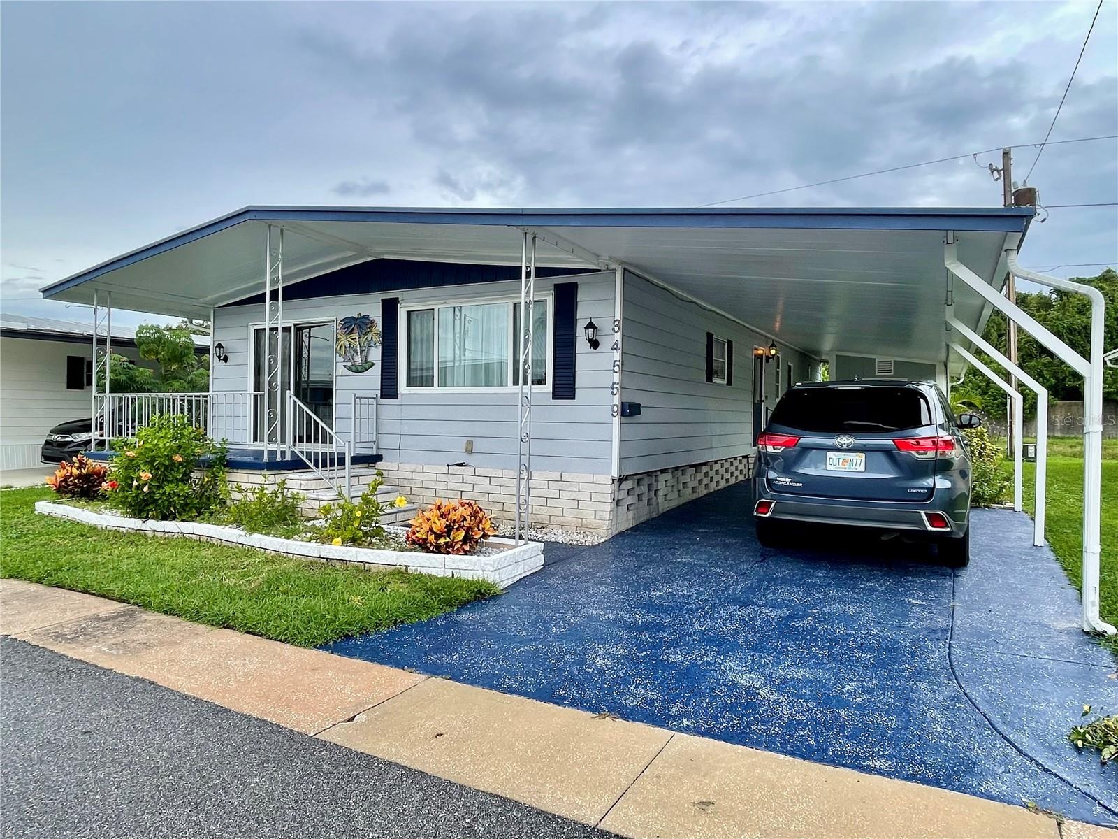 Image 2 of 49 For 34559 Gardenia Drive N