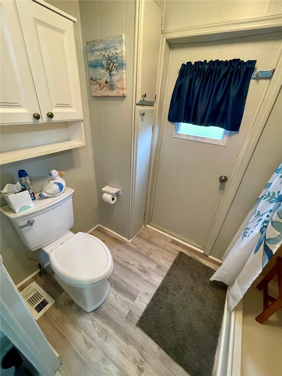 Image 28 of 49 For 34559 Gardenia Drive N