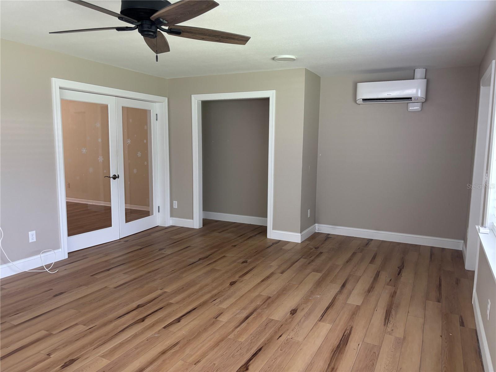 Image 11 of 22 For 2060 Attache Court
