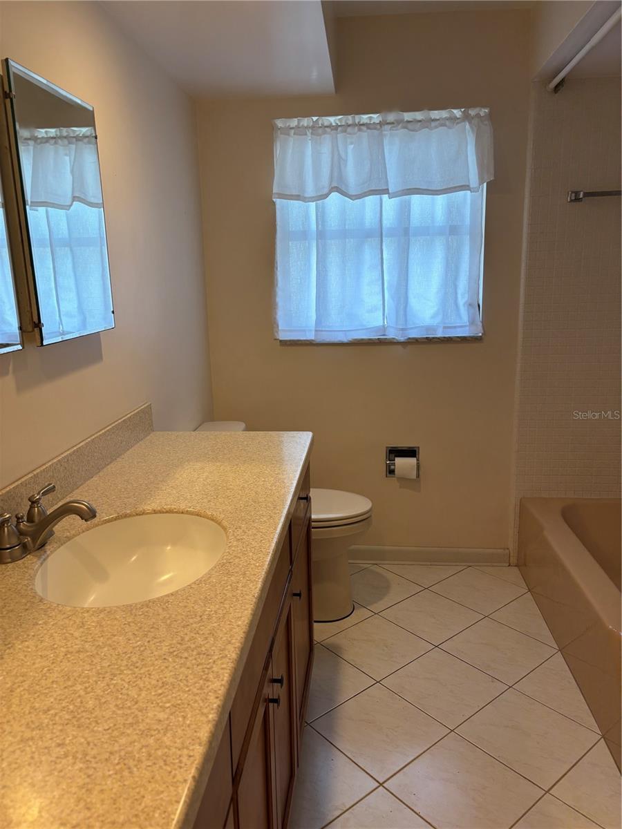 Image 19 of 22 For 2060 Attache Court