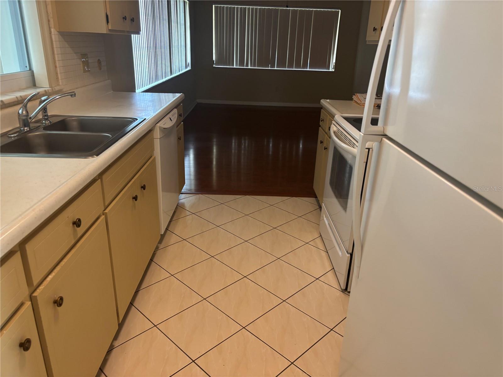 Image 7 of 22 For 2060 Attache Court