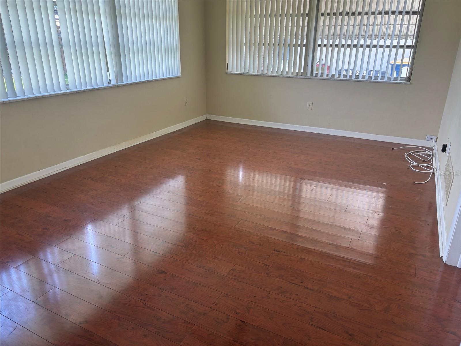 Image 8 of 22 For 2060 Attache Court