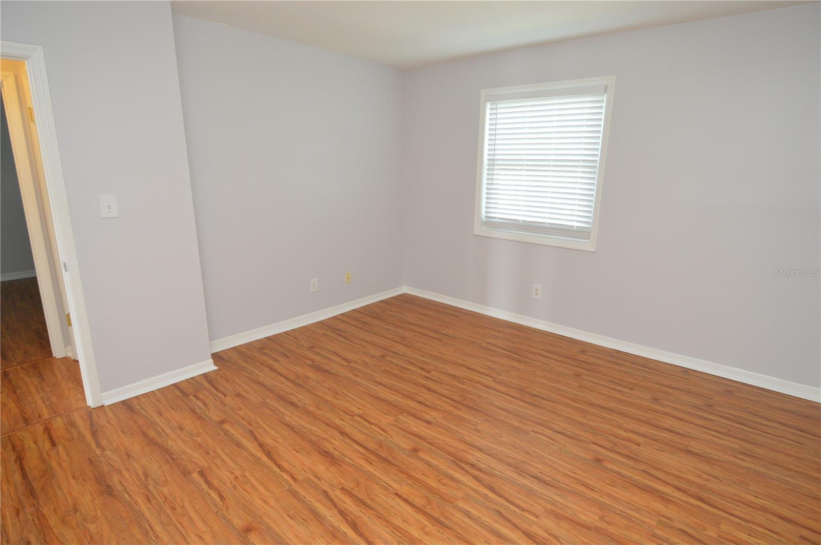 Image 24 of 100 For 166 Pompano Drive Se C
