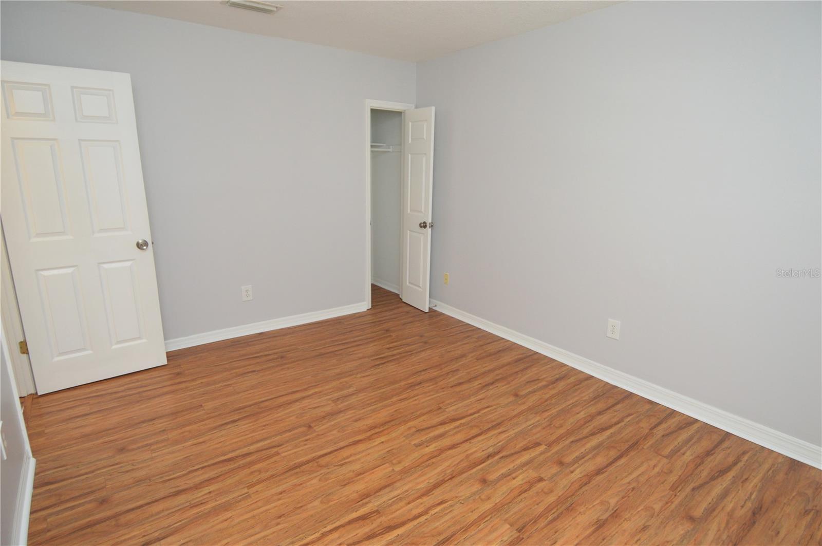 Image 40 of 100 For 166 Pompano Drive Se C