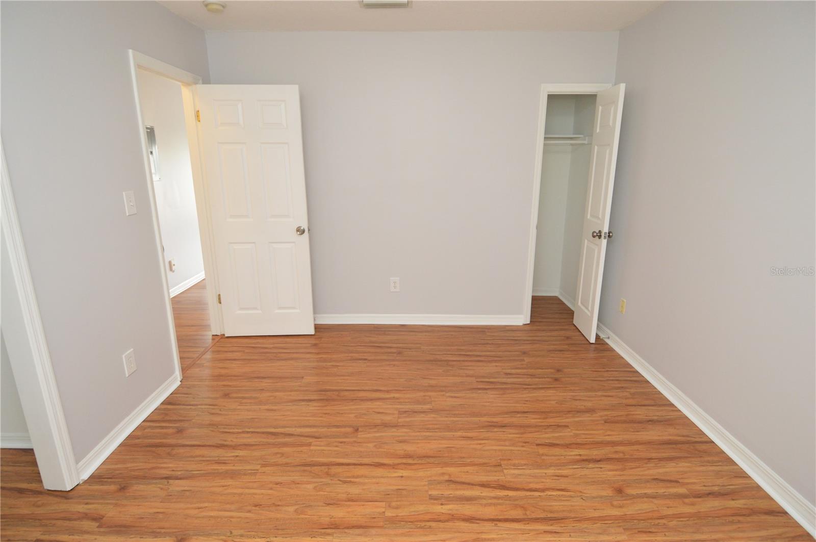 Image 41 of 100 For 166 Pompano Drive Se C