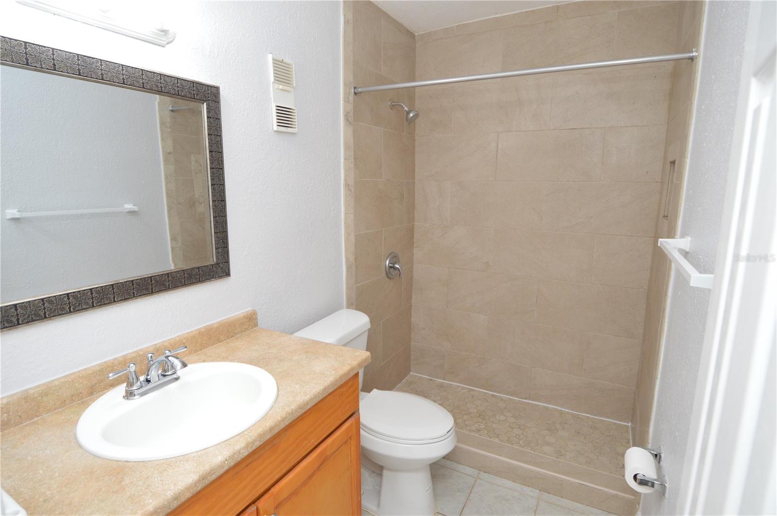 Image 44 of 100 For 166 Pompano Drive Se C