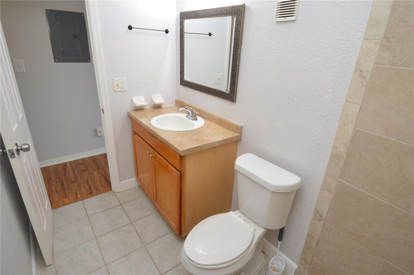 Image 47 of 100 For 166 Pompano Drive Se C