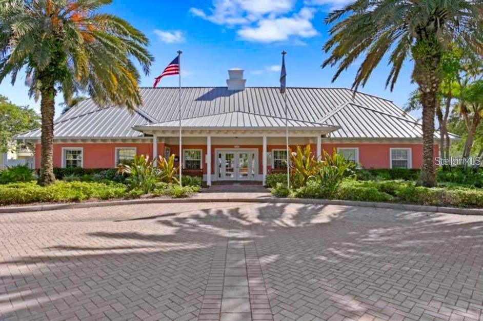 Image 55 of 100 For 166 Pompano Drive Se C