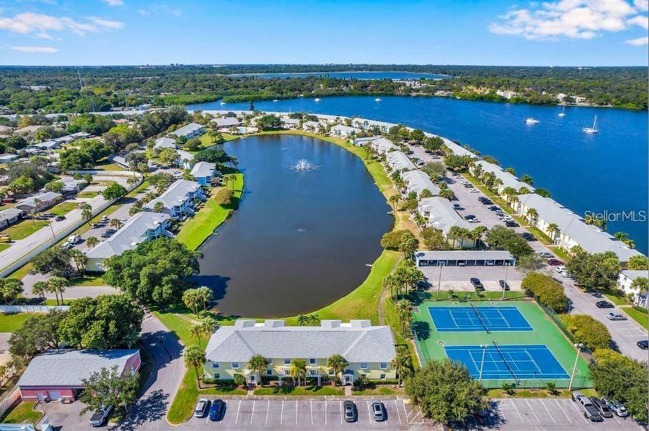 Image 66 of 100 For 166 Pompano Drive Se C