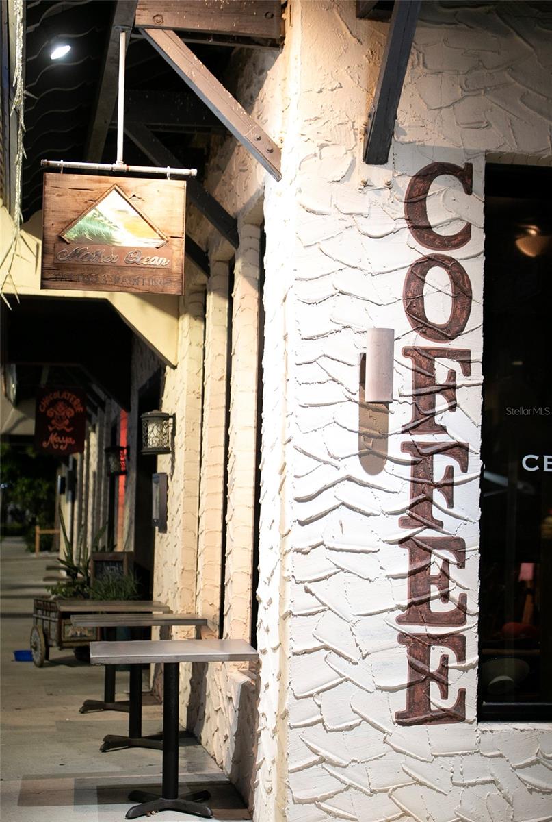 Image 15 of 34 For 3007 Clinton Street S