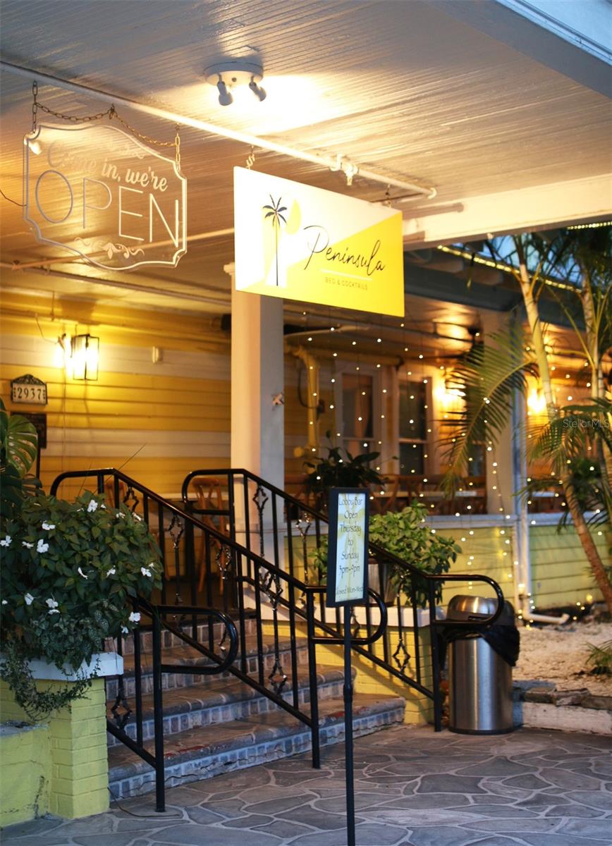 Image 23 of 34 For 3007 Clinton Street S