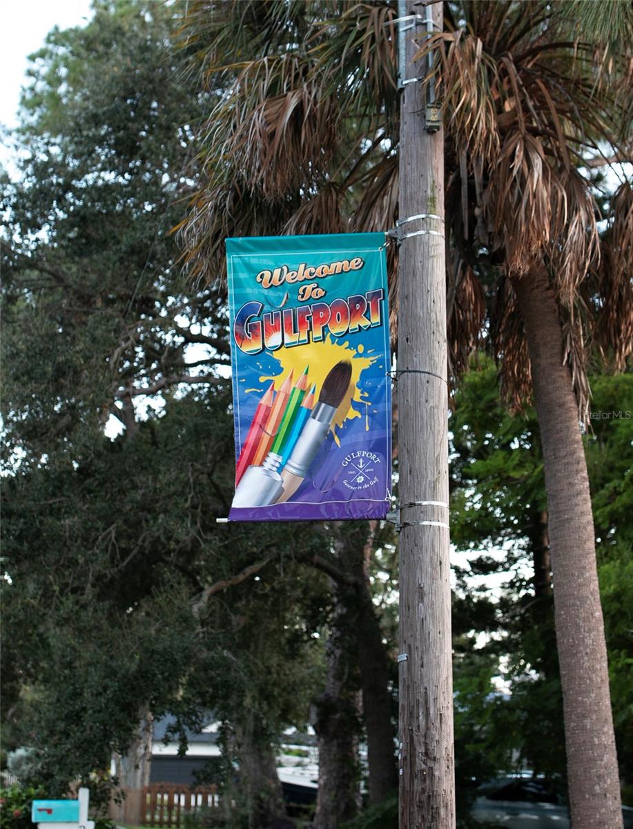 Image 33 of 34 For 3007 Clinton Street S