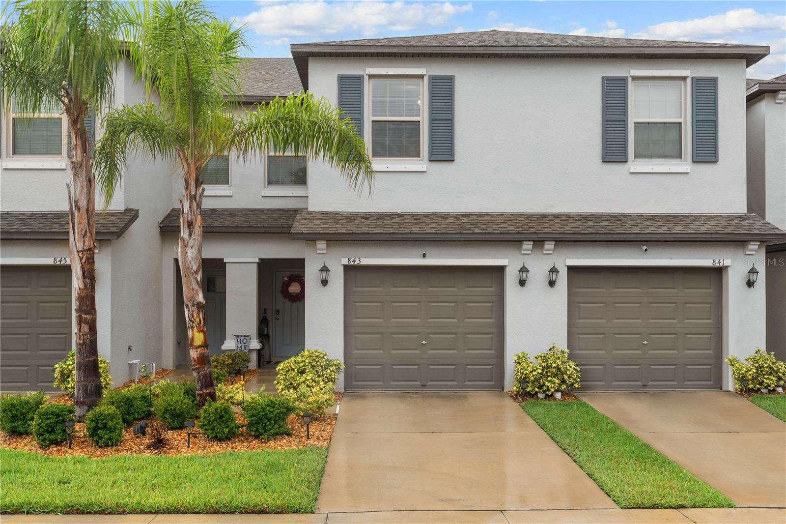 Image 2 of 50 For 843 Royal Empress Drive