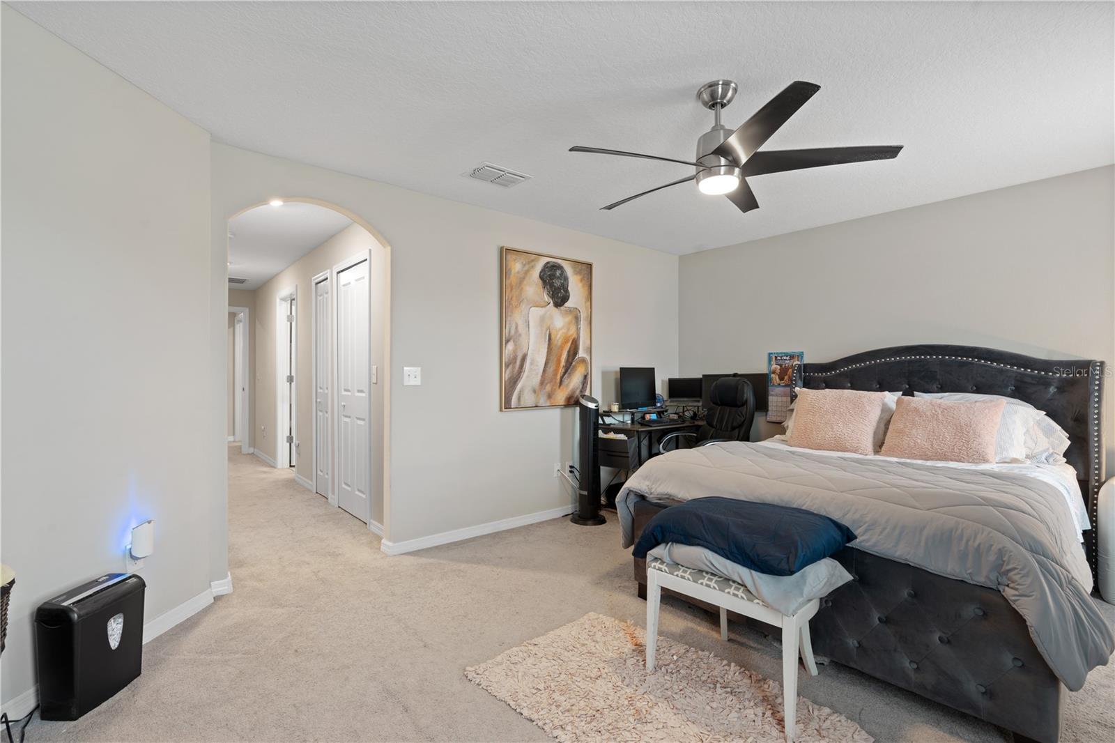 Image 33 of 50 For 843 Royal Empress Drive