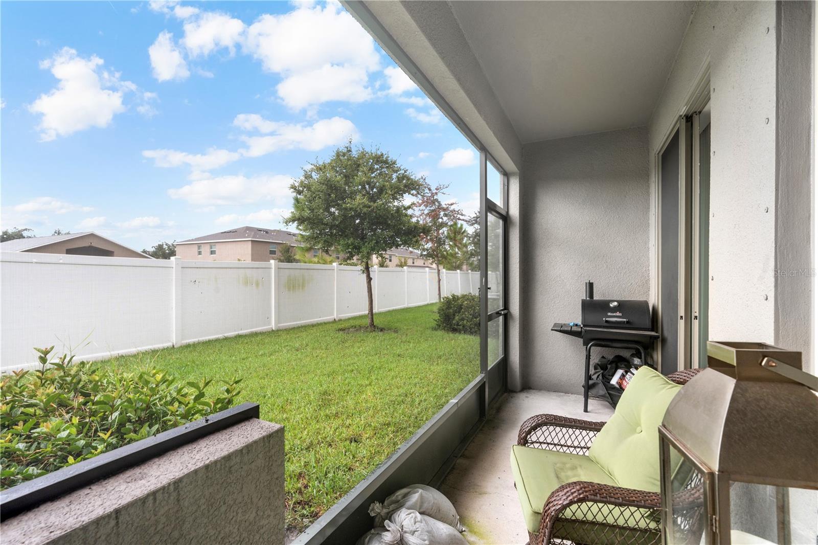 Image 37 of 50 For 843 Royal Empress Drive