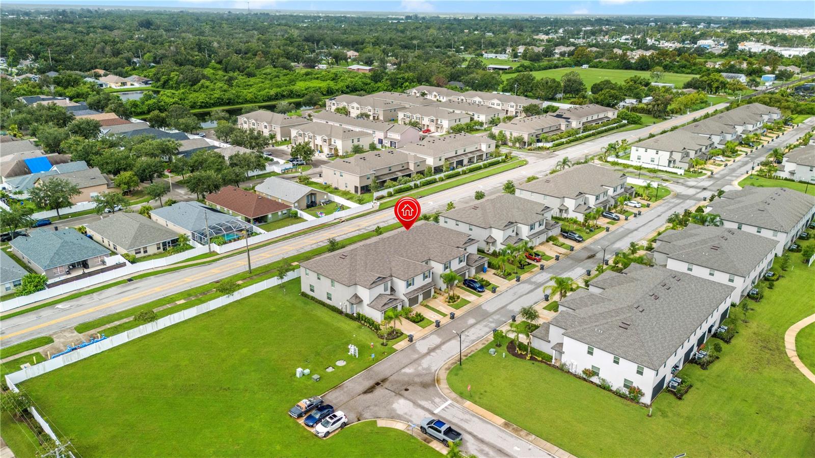 Image 45 of 50 For 843 Royal Empress Drive