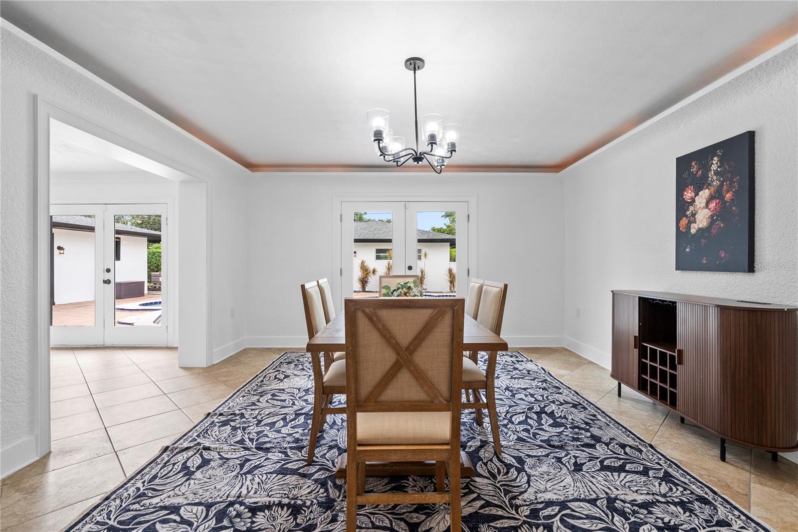 Image 30 of 62 For 516 Davis Boulevard