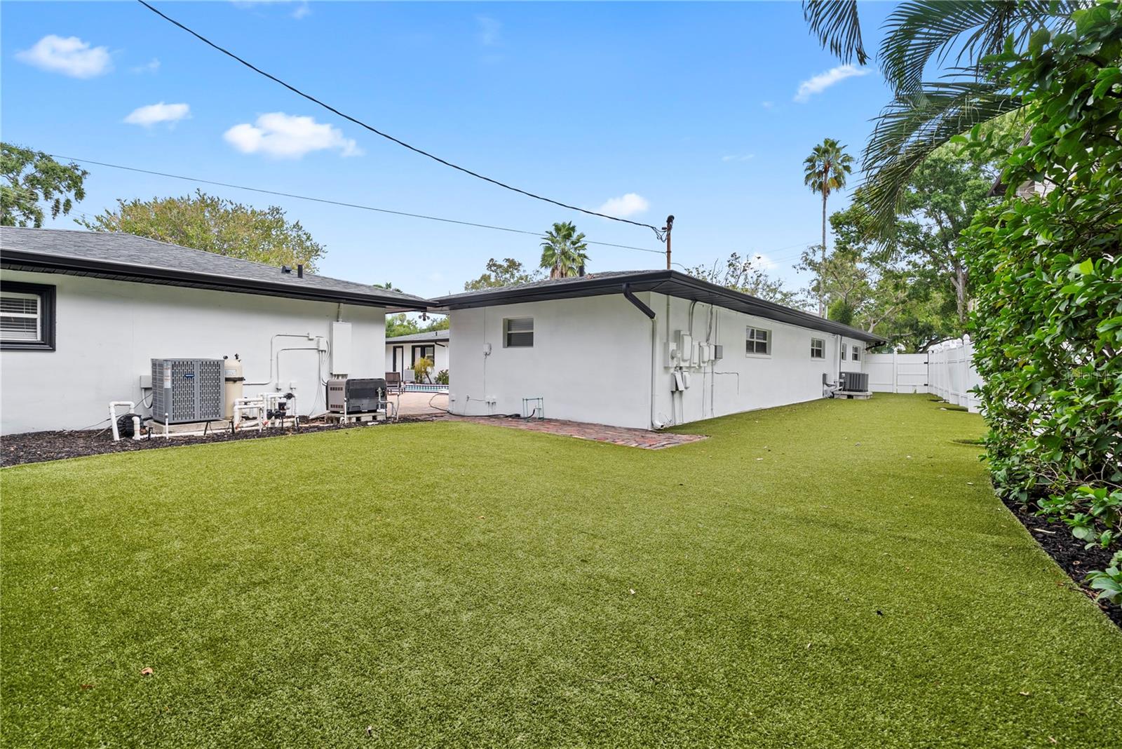 Image 47 of 62 For 516 Davis Boulevard