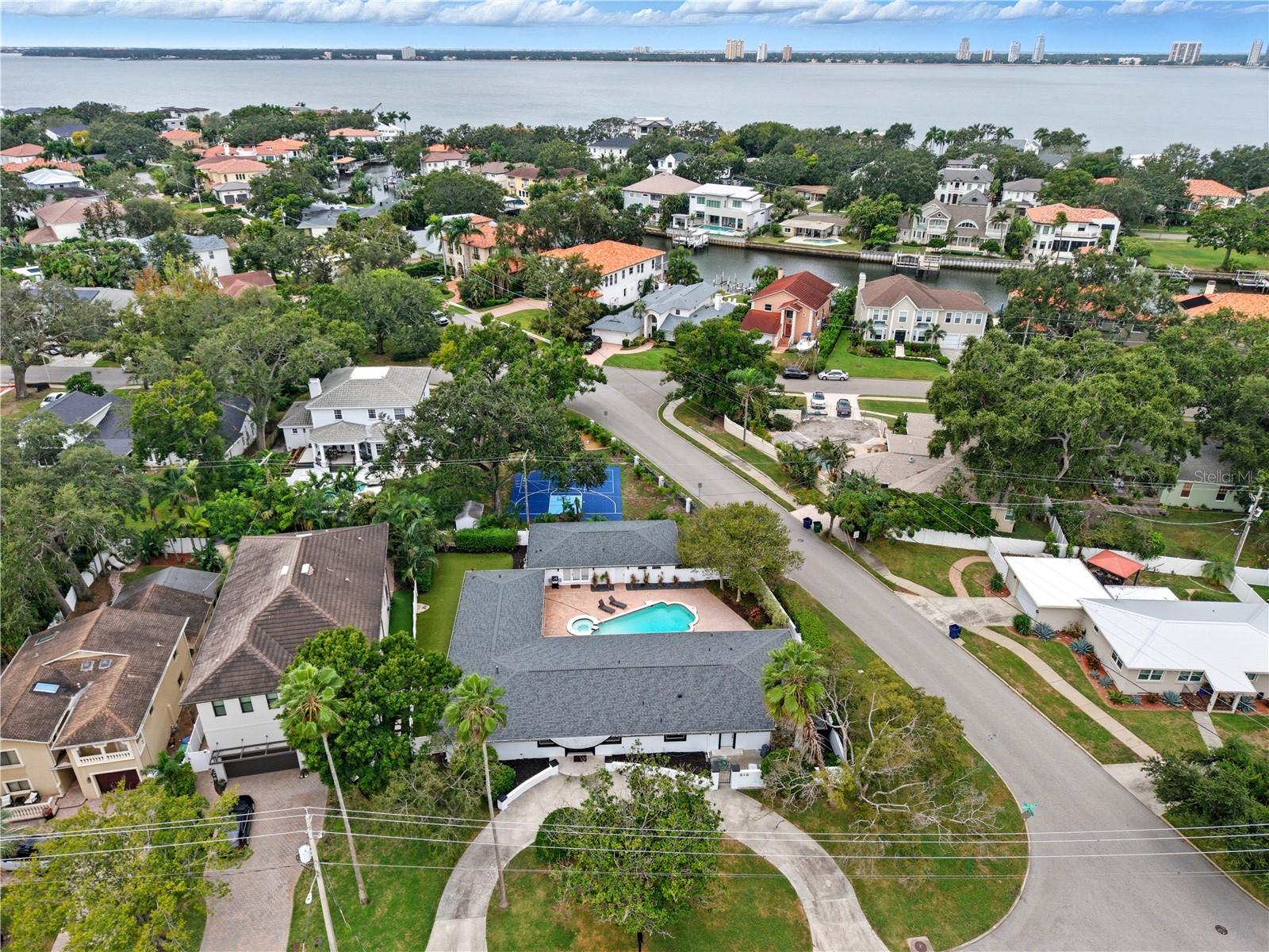 Image 53 of 62 For 516 Davis Boulevard