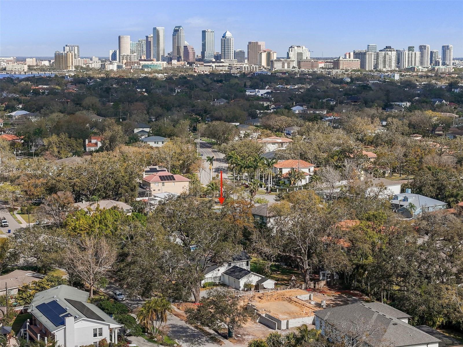 Image 9 of 11 For 516 Davis Boulevard
