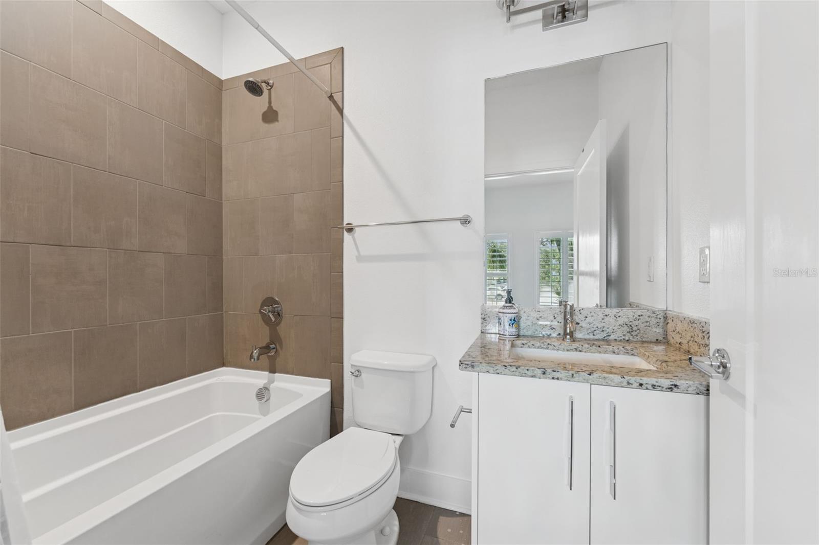 Image 10 of 46 For 4810 Mcelroy Avenue 5