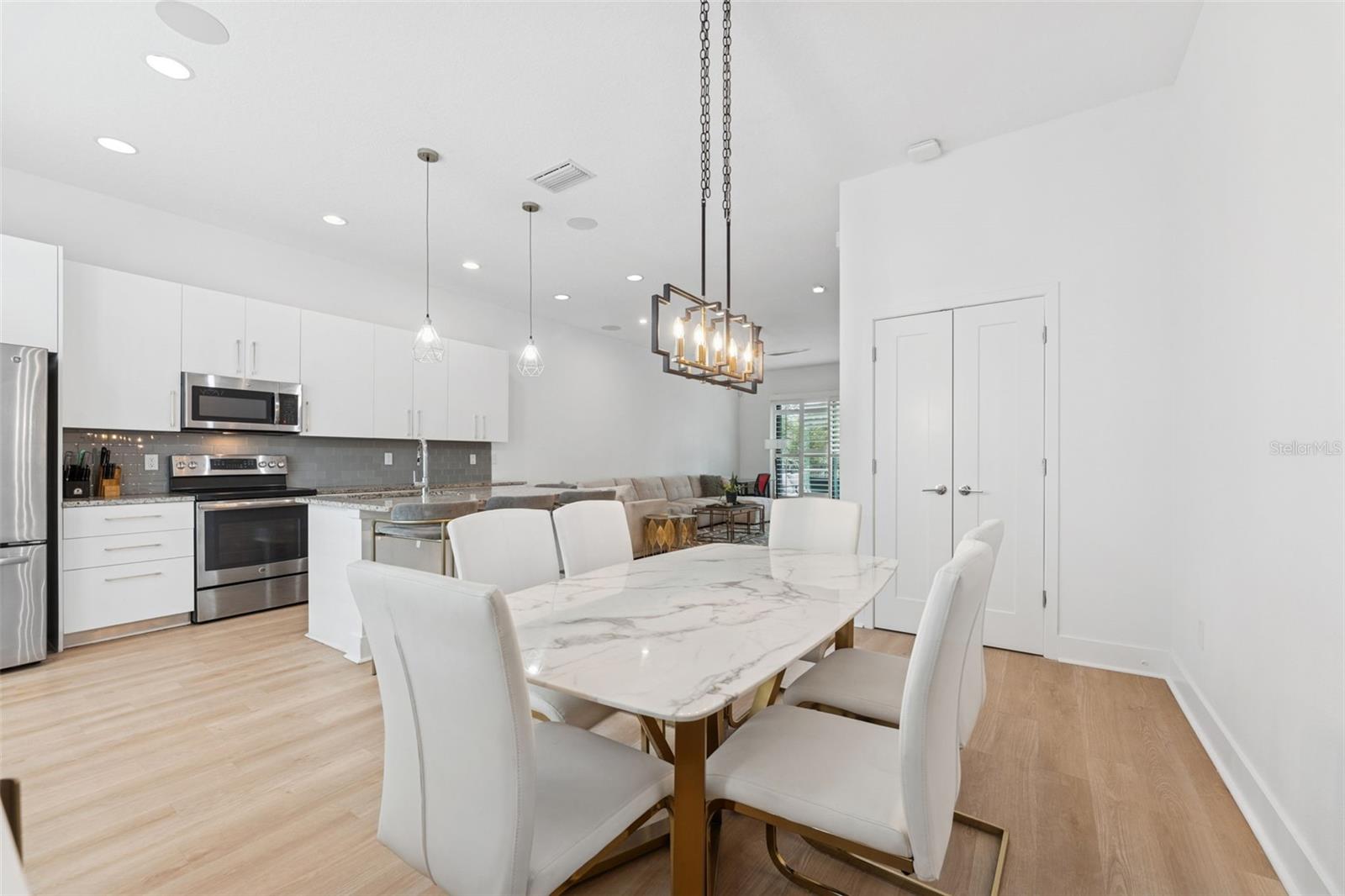 Image 15 of 46 For 4810 Mcelroy Avenue 5