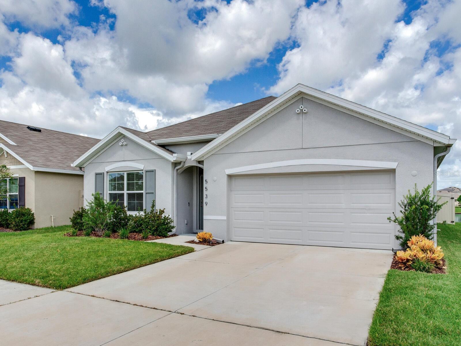 Image 4 of 49 For 5539 Wandering Willow Drive