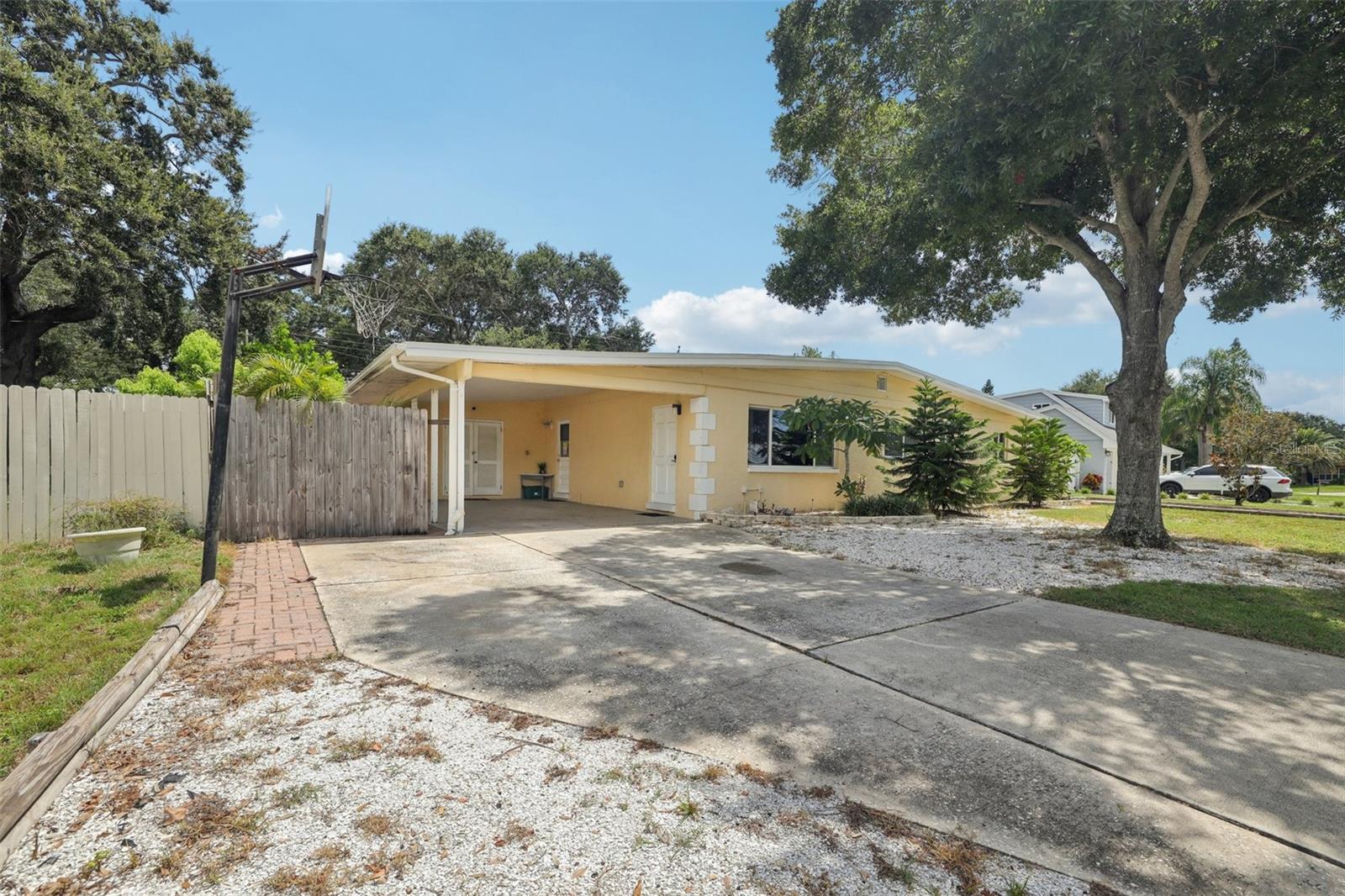 Details for 15381 Bedford Circle W, CLEARWATER, FL 33764