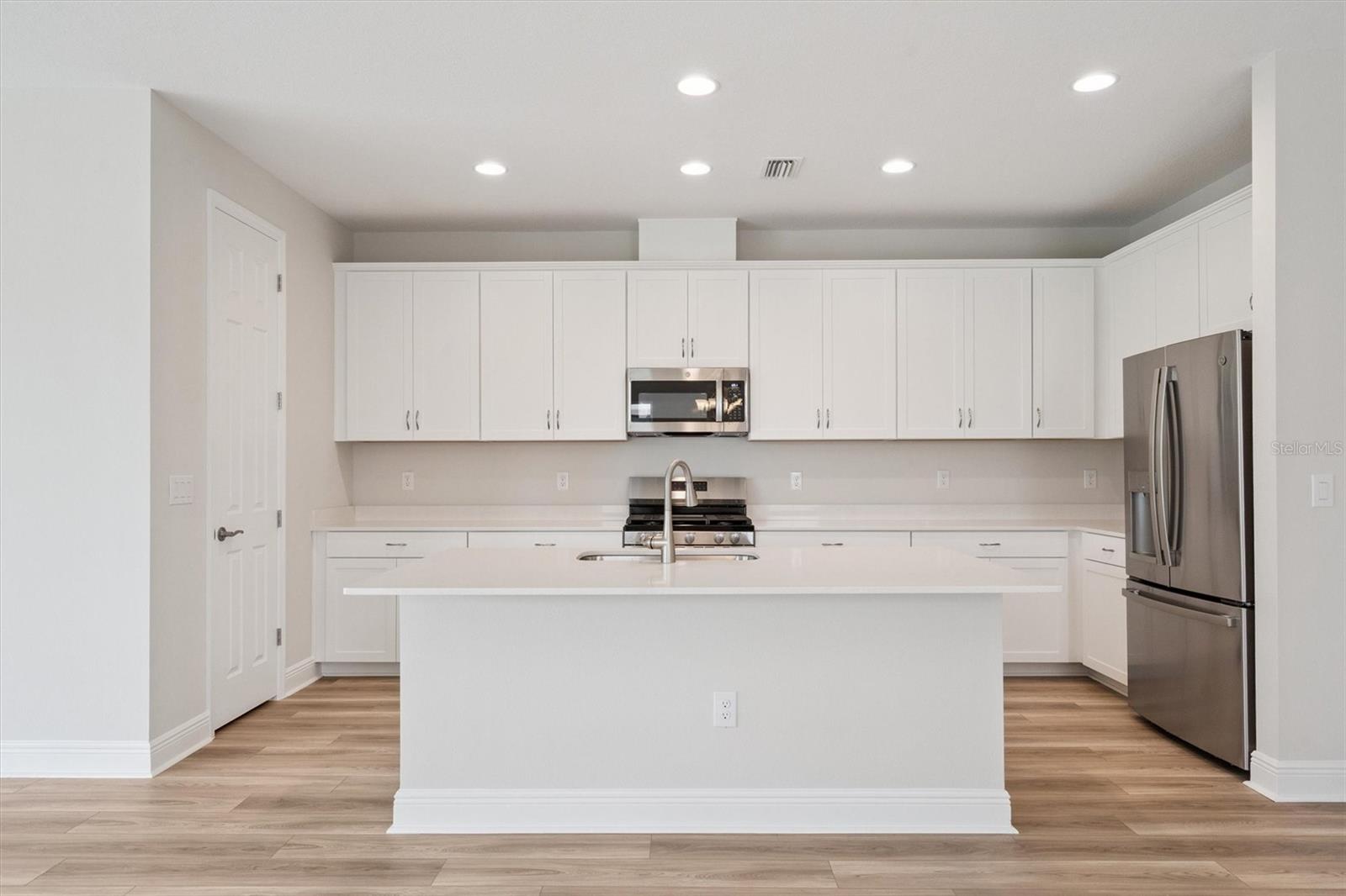 Image 10 of 25 For 8506 Dove Bog Terrace
