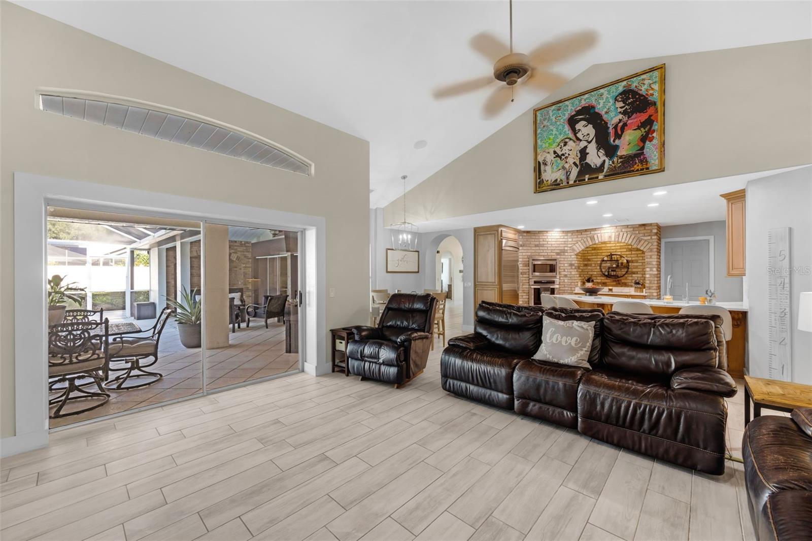 Image 18 of 63 For 8804 Crosswood Court