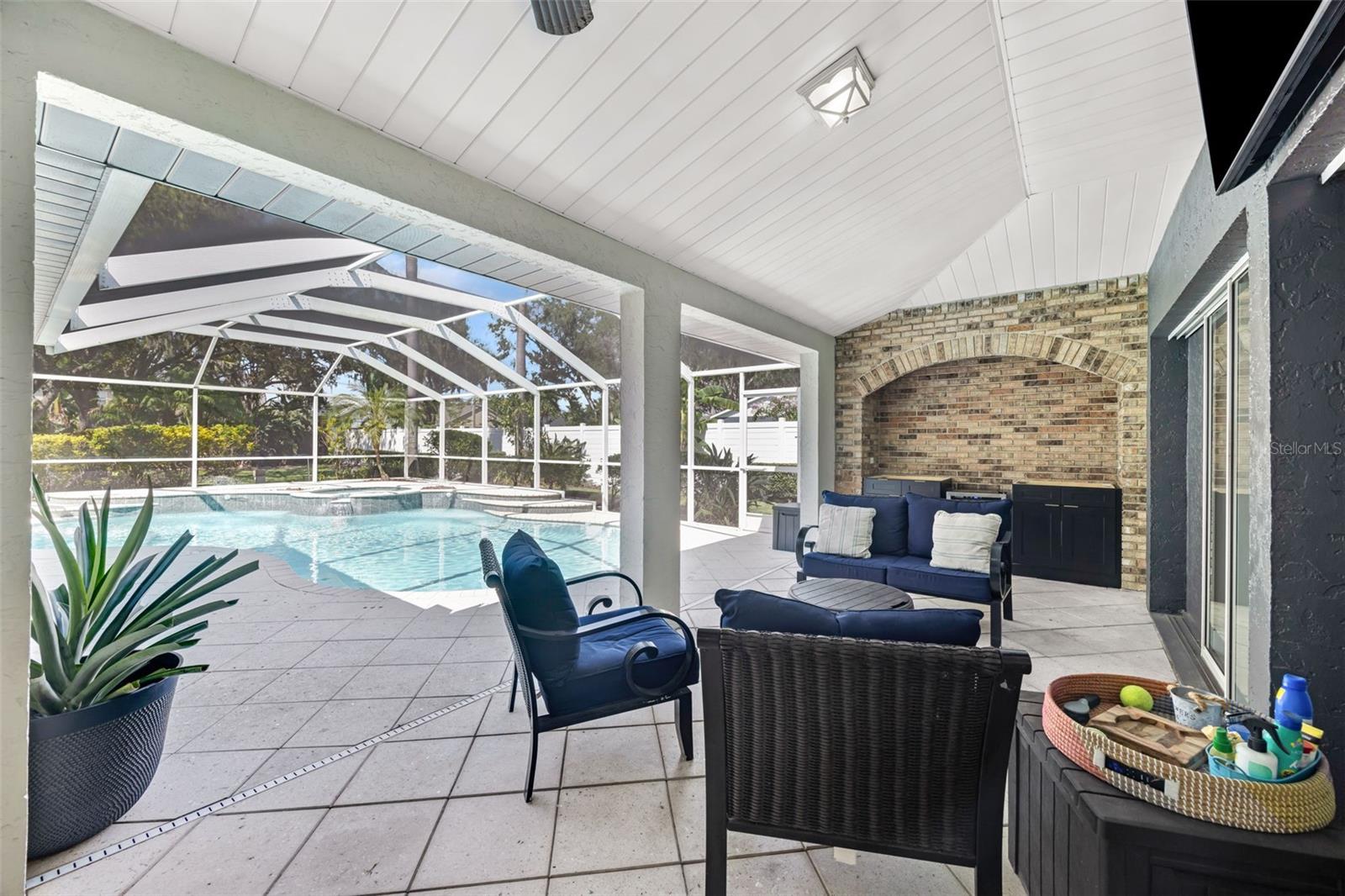 Image 33 of 63 For 8804 Crosswood Court