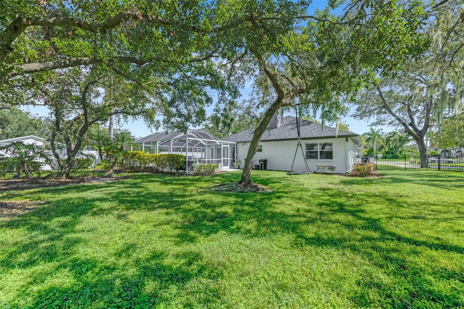 Image 45 of 63 For 8804 Crosswood Court