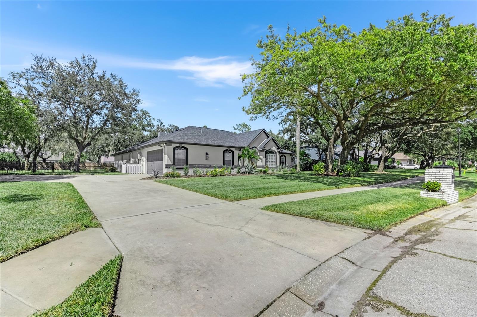 Image 50 of 63 For 8804 Crosswood Court