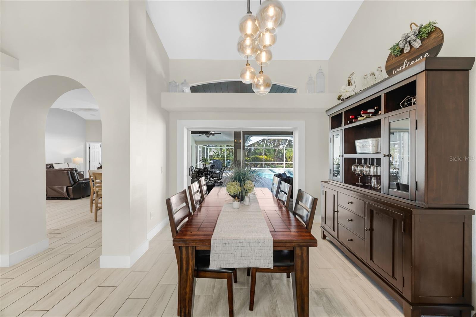 Image 7 of 63 For 8804 Crosswood Court