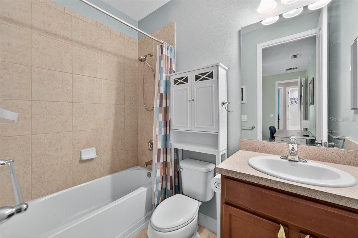 Image 36 of 43 For 12132 Creek Preserve Drive