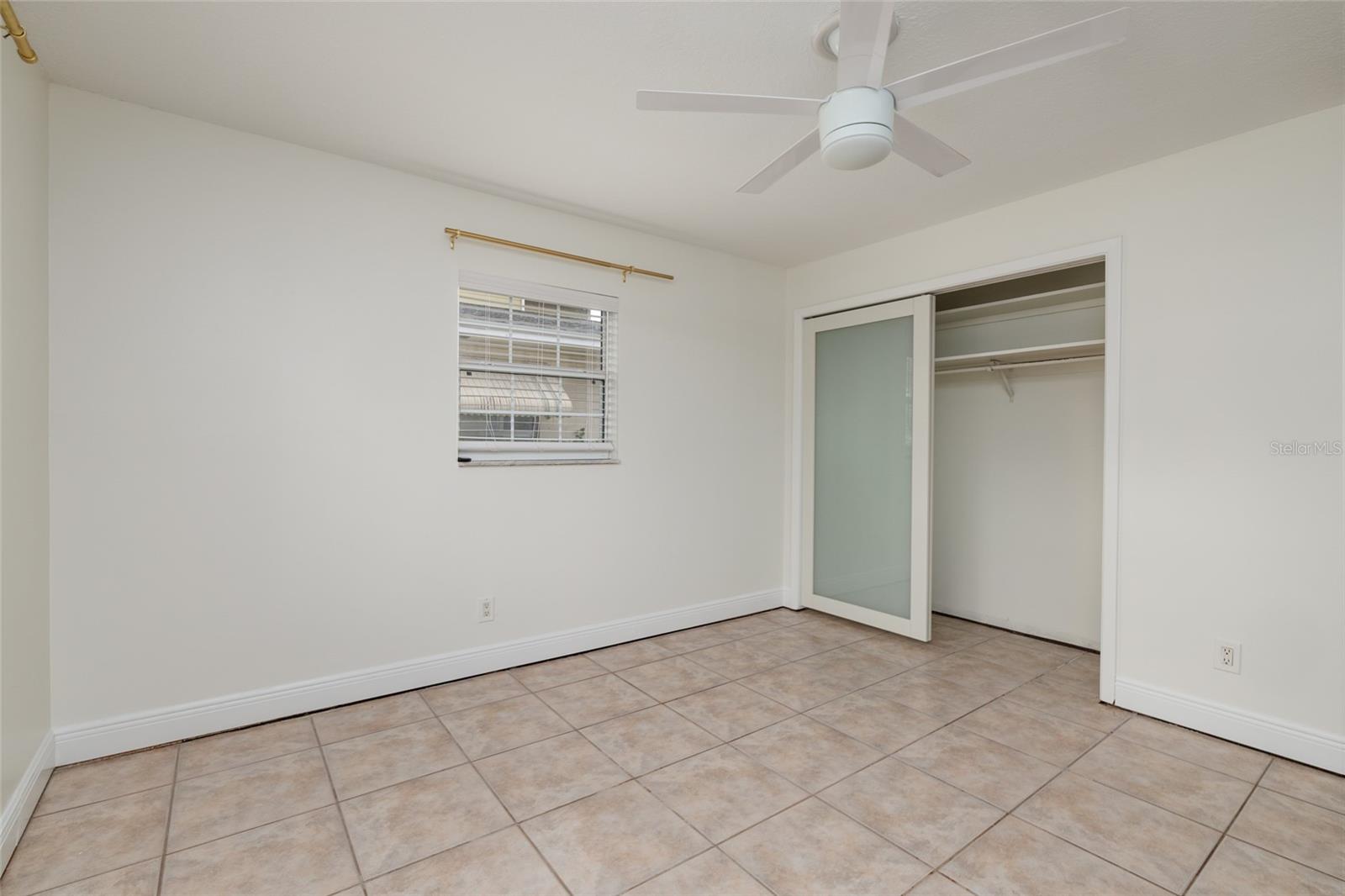 Image 13 of 38 For 121 28th Avenue N