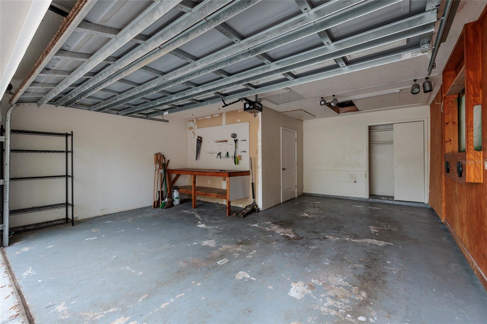 Image 18 of 38 For 121 28th Avenue N