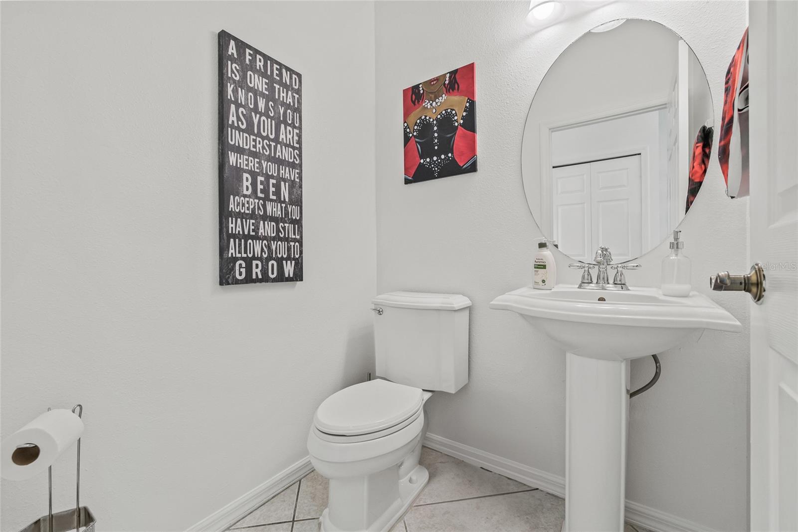 Image 24 of 49 For 14916 Berkford Ave
