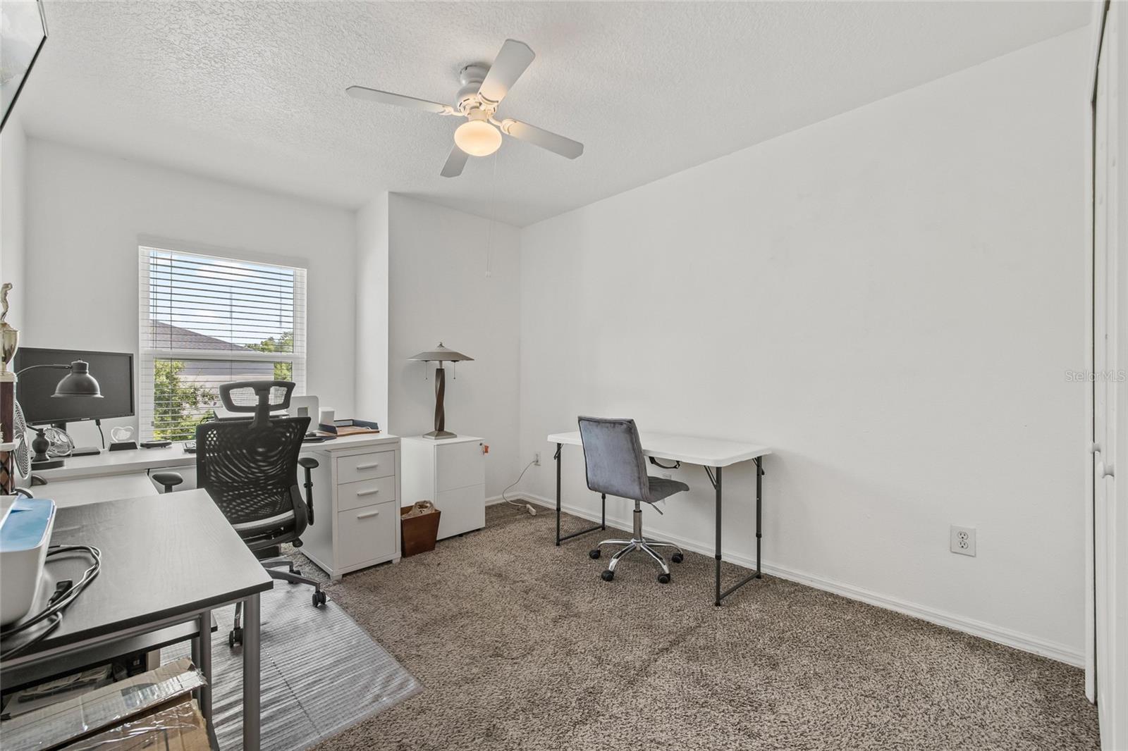 Image 41 of 49 For 14916 Berkford Ave