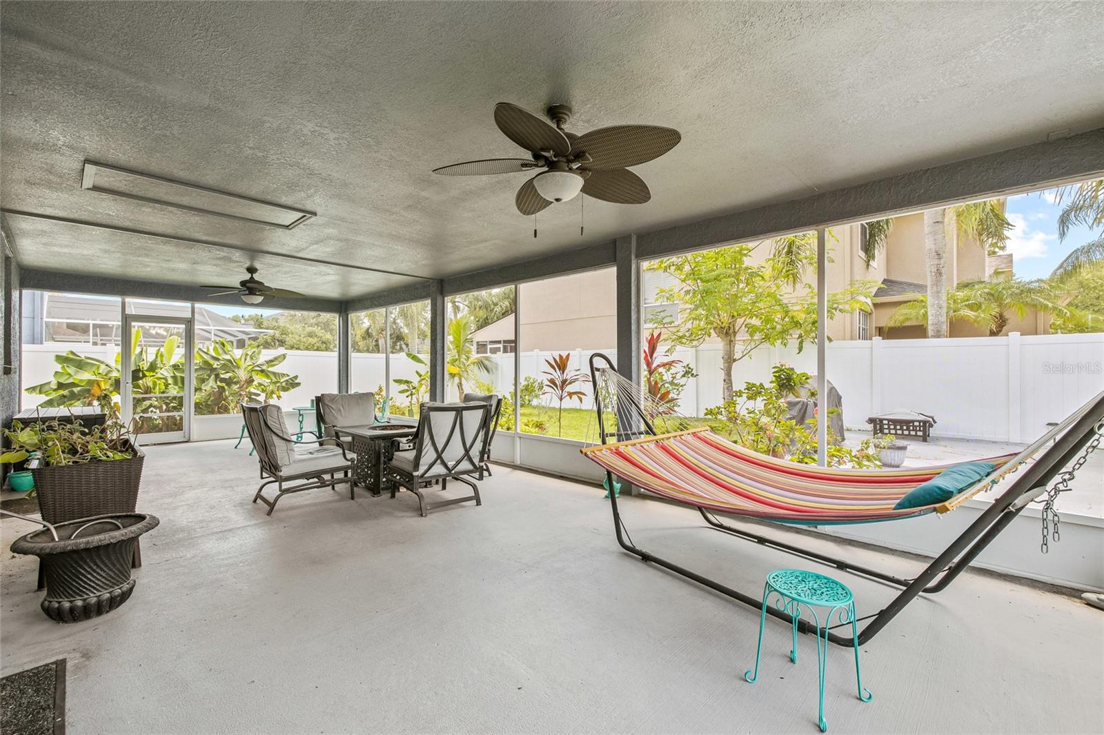Image 45 of 49 For 14916 Berkford Ave