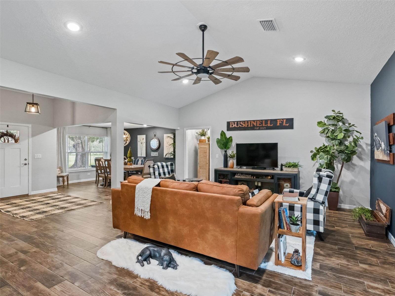 Image 13 of 60 For 5759 Cr 575  