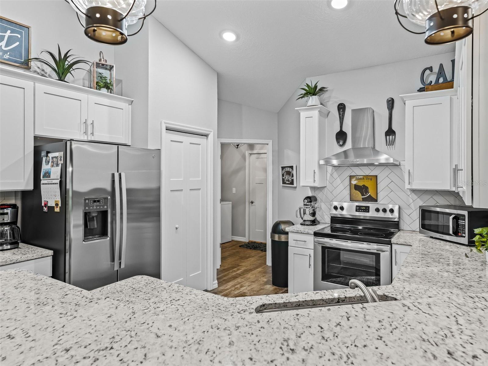 Image 19 of 60 For 5759 Cr 575  