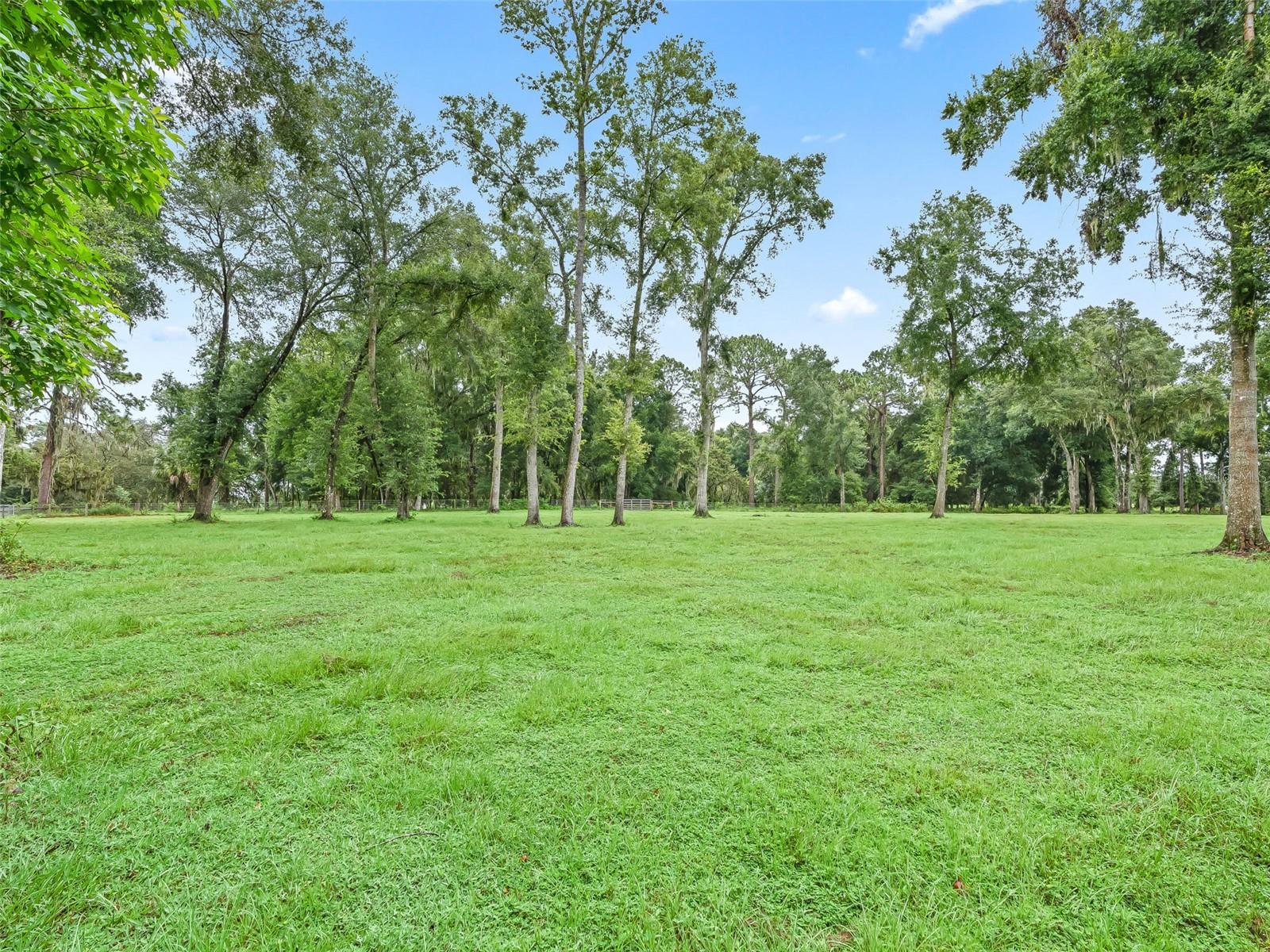 Image 52 of 60 For 5759 Cr 575  