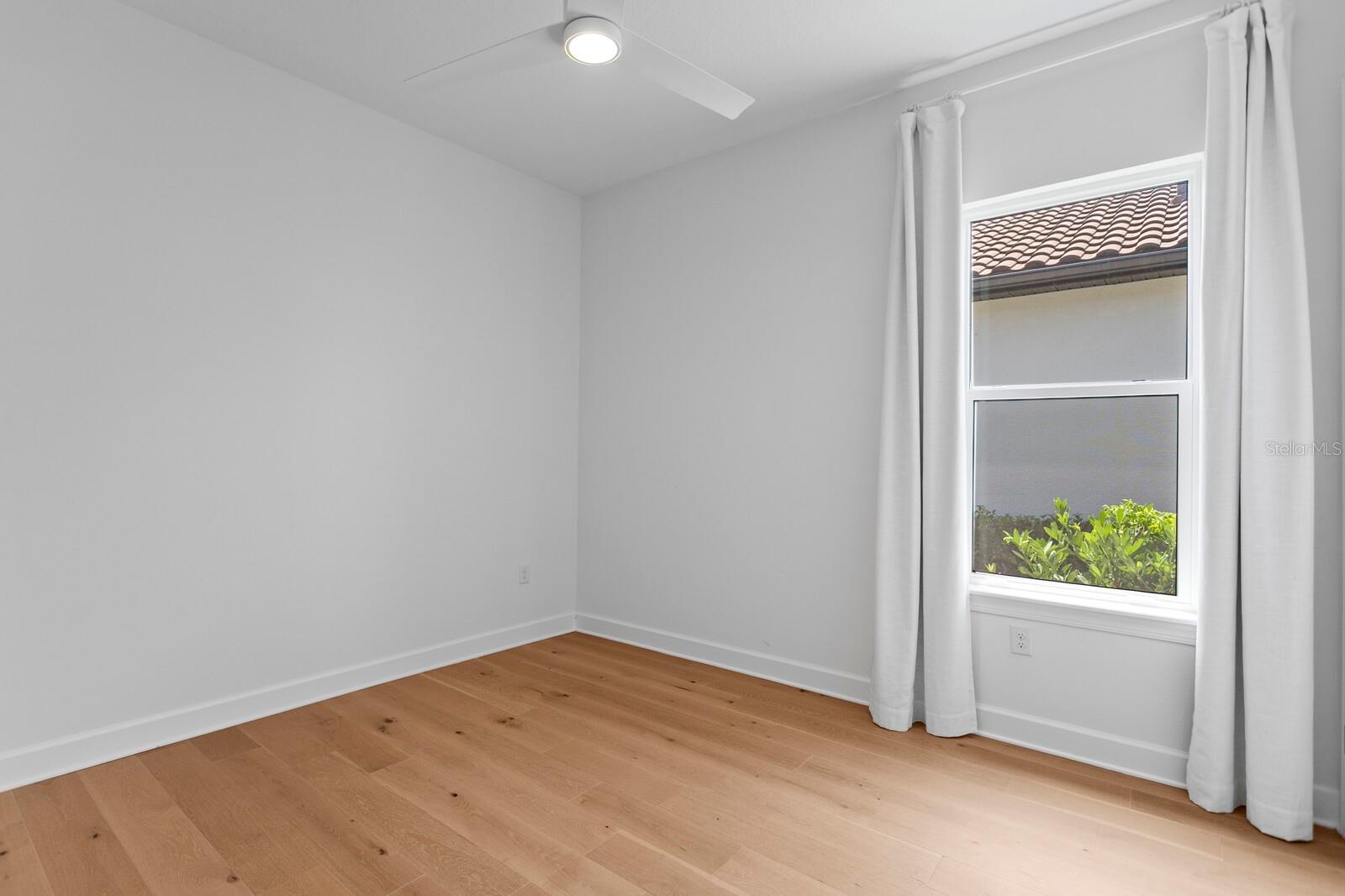 Image 33 of 63 For 10609 Calluna Drive