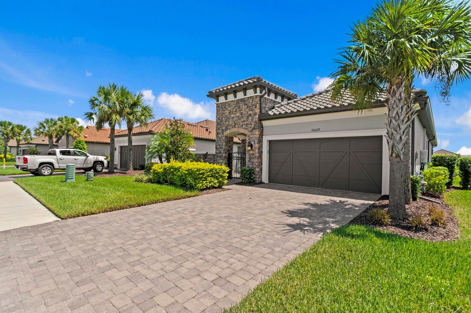 Image 5 of 63 For 10609 Calluna Drive