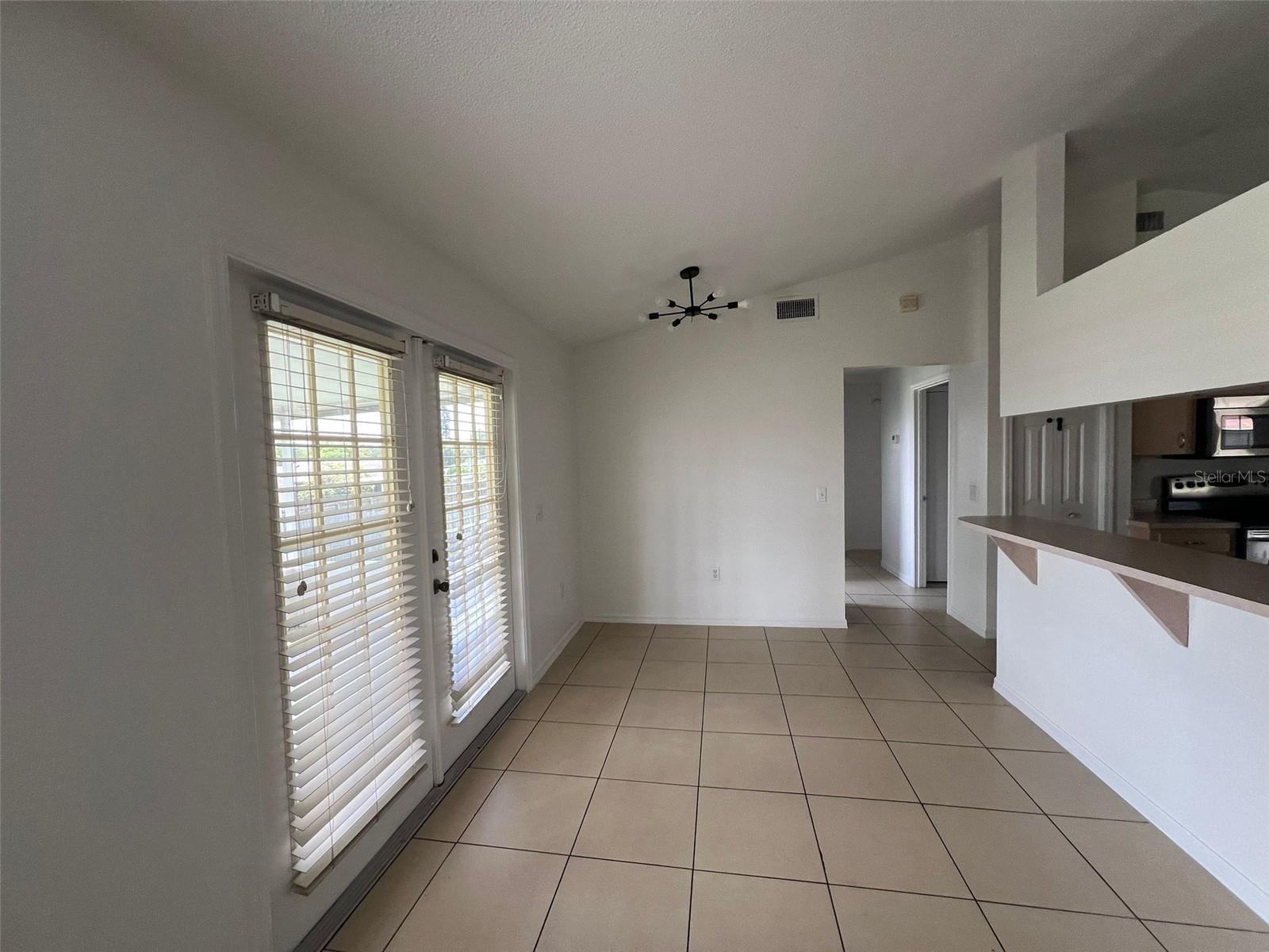 Image 11 of 17 For 2687 Hickory Ridge Drive