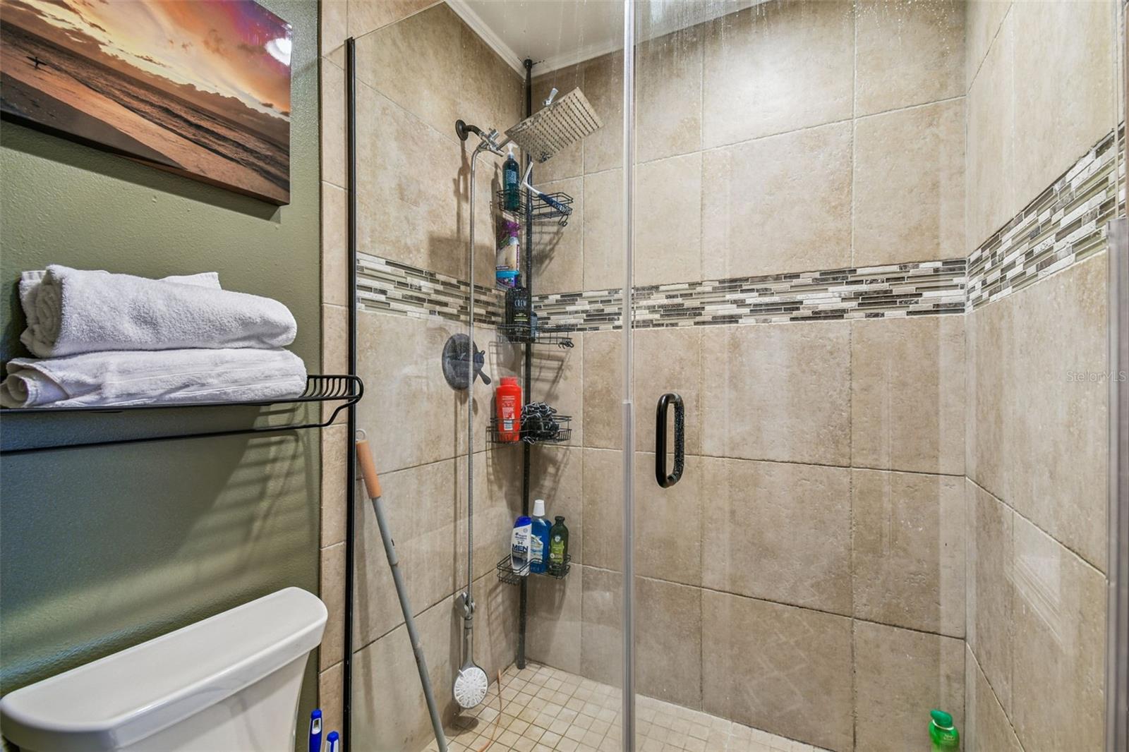 Image 13 of 44 For 4913 Liberty Lane
