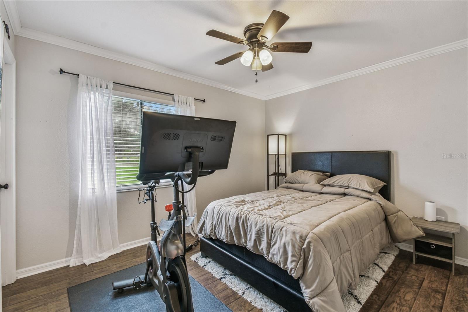 Image 15 of 44 For 4913 Liberty Lane