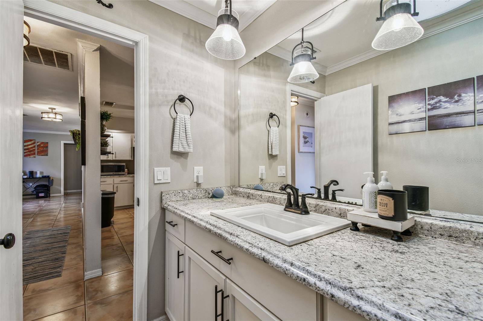 Image 19 of 44 For 4913 Liberty Lane